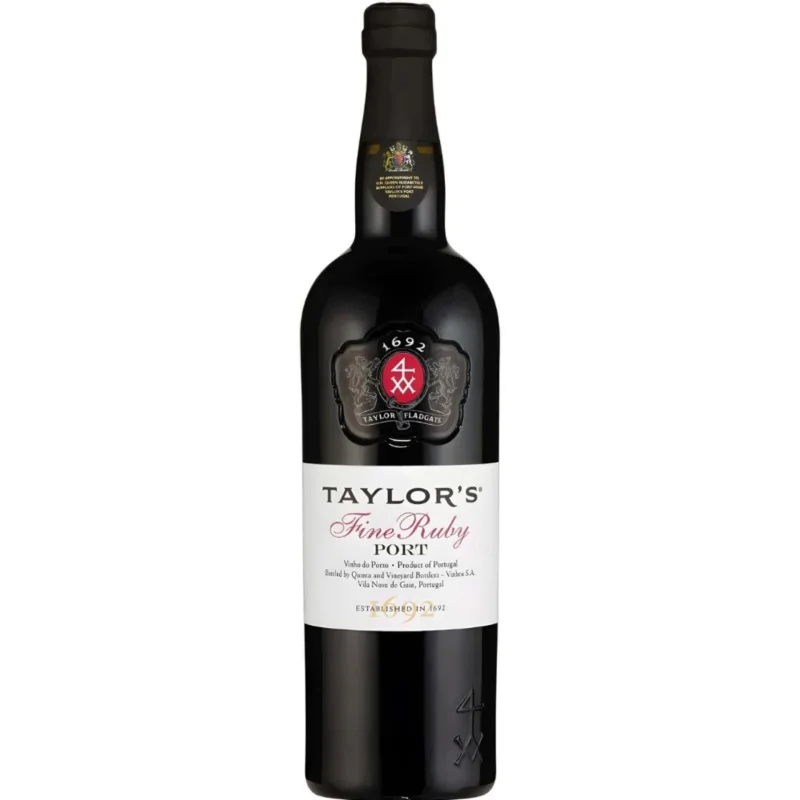 Garrafa de Taylor's Fine Ruby Porto