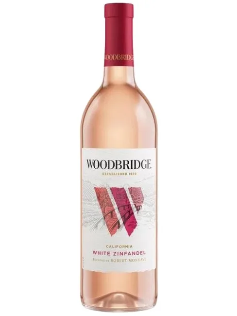 Garrafa de Woodbridge by Robert Mondavi White Zinfandel